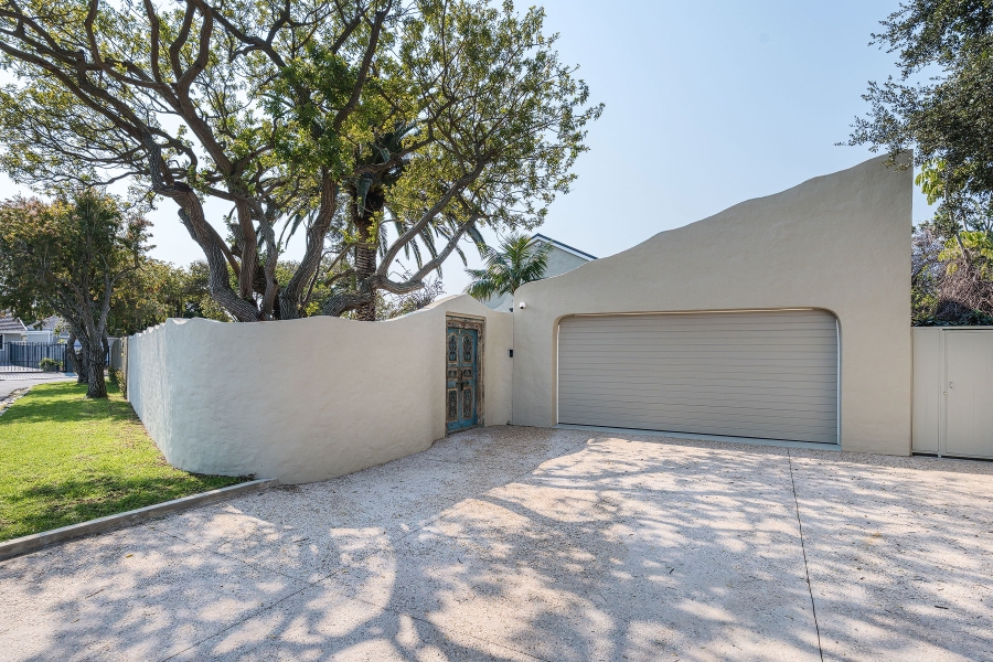 To Let 4 Bedroom Property for Rent in Tokai Western Cape